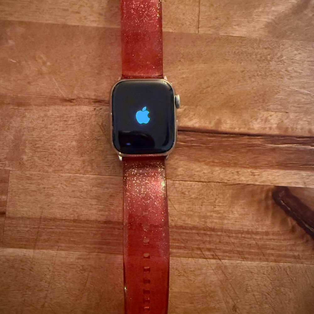 Apple Smartwatch Red Silver Sleek Design stainless steel series 7 41mm gps lte - Picture 5 of 5